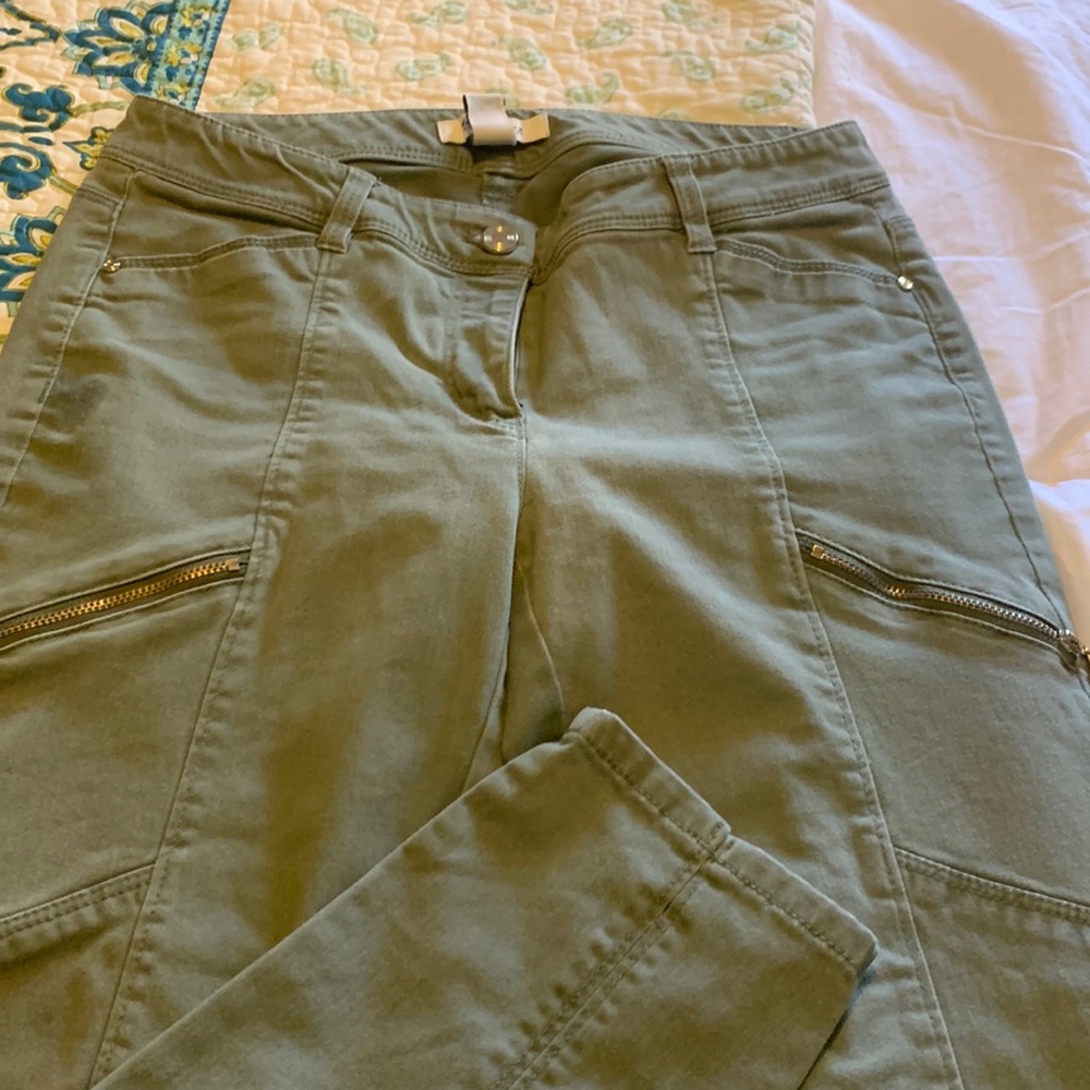 Women’s olive green stretch white house black market pants size 4